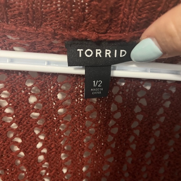 Torrid | T-shirt Cardigan | EUC | Size 1/2 - Picture 2 of 4